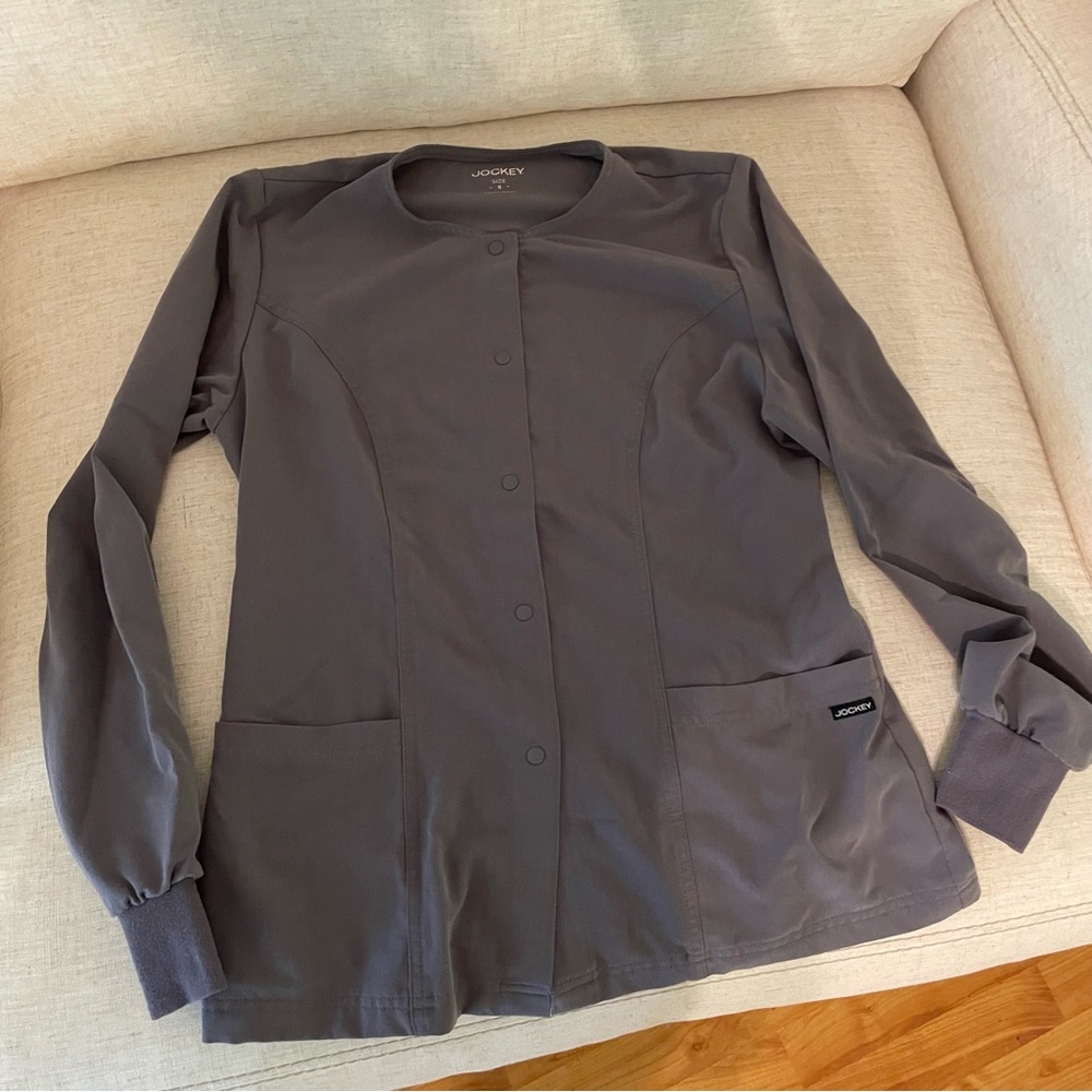 Gray snap front lab jacket from Jockey